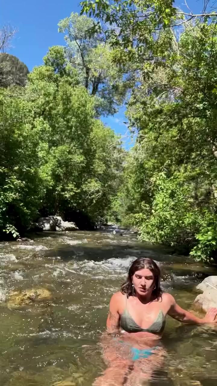 Rae.on.the.road Nude Showing Off Her Hot Body